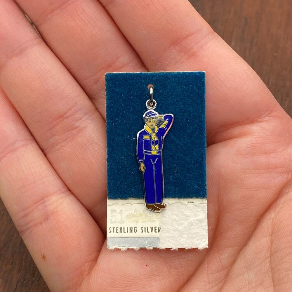 Vintage Griffith 925 Sterling Silver Enamel Boy Cub Scout Pendant Bracelet Charm